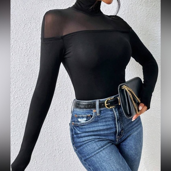 Privé Contrast Mesh High Neck Tee - Picture 5 of 6